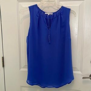 Bright blue fun and flirty summer top!